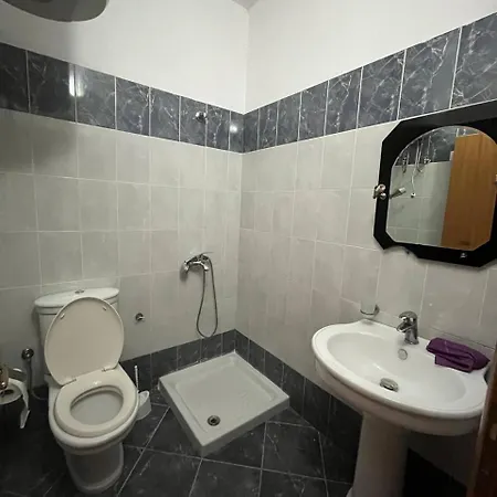 Ridi's In Vlorë